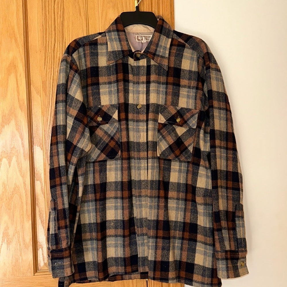 Shirt Jacket size L 85% wool; 15% nylon; Younkers Men’s Store - Picture 1 of 7